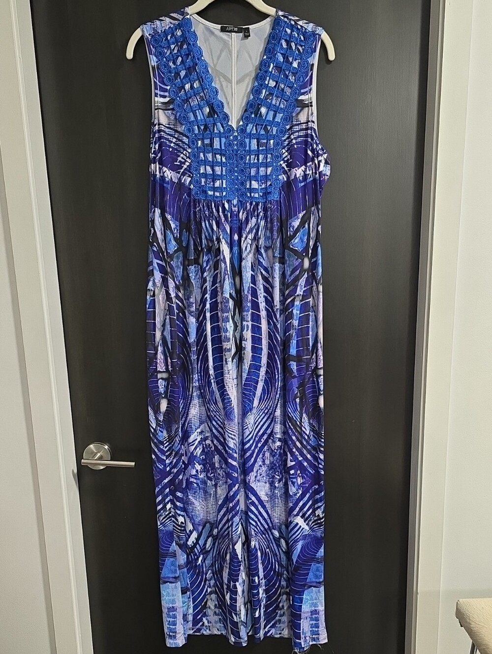 ✨ Apt. 9 Vibrant Blue Abstract Geometric Sleeveless Maxi Dress - Size L ✨
